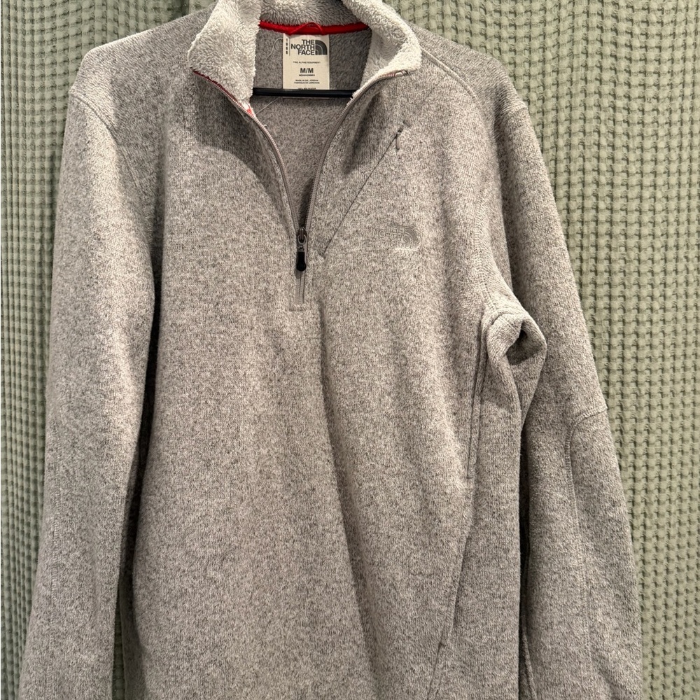 The North Face Men's Heather Gray Quarter-Zip Fleece Pullover